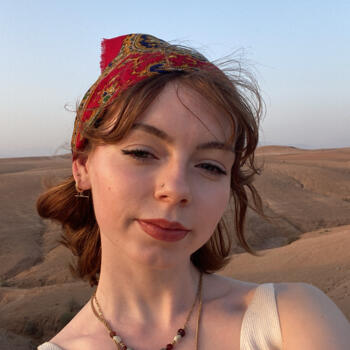 Babysitter in Angers: Eva