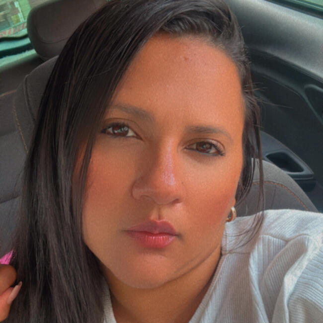 Babysitter in Brasília: Maria