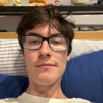 Babysitter in Melbourne: Taran