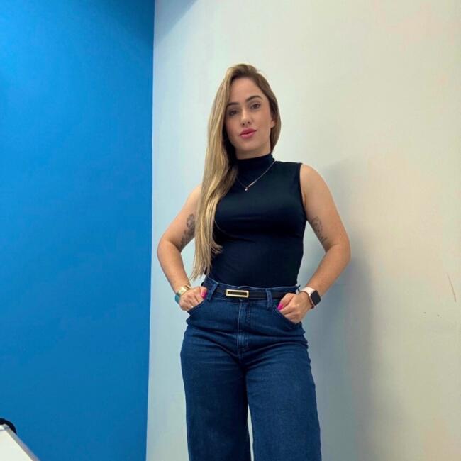 Babysitting job in Londrina: LUCIANA