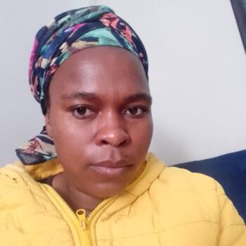 Babysitter in Motherwell: Caroline