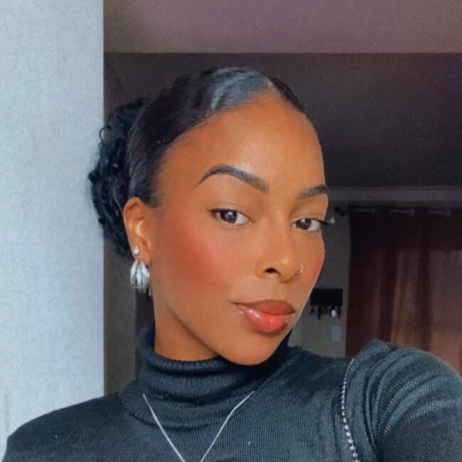 Babysitter in São Paulo (São Paulo): Laura campos