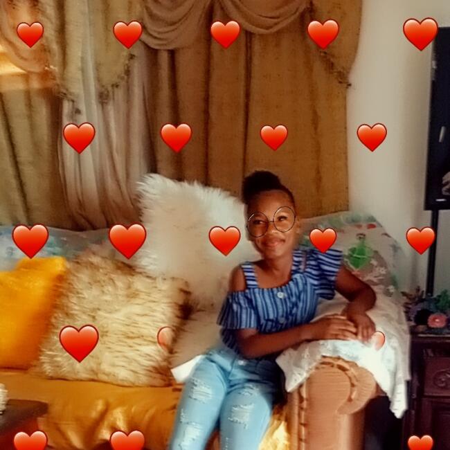 Babysitter in Portmore: Fiona