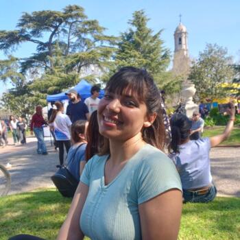 Babysitter in Pilar: Naiara