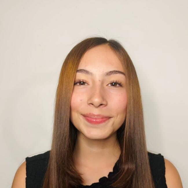 Babysitter in San Rafael: Ximena