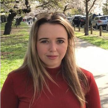 Babysitter in Kaiapoi: Elle