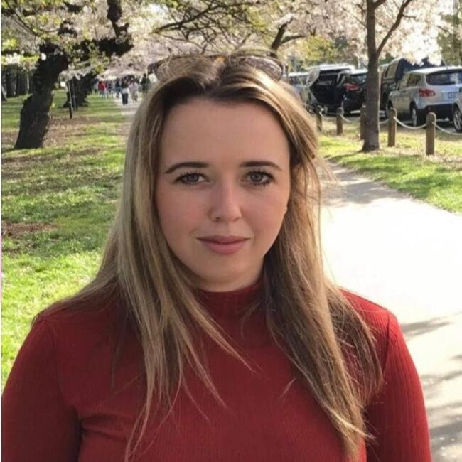 Babysitter in Kaiapoi: Elle