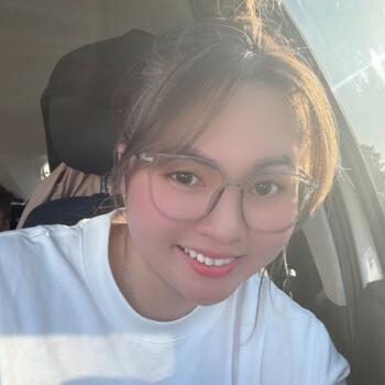 Babysitter Melbourne: Yen