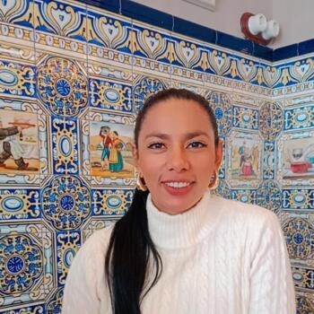 Canguro en Cerdanyola del Vallès: Isabel