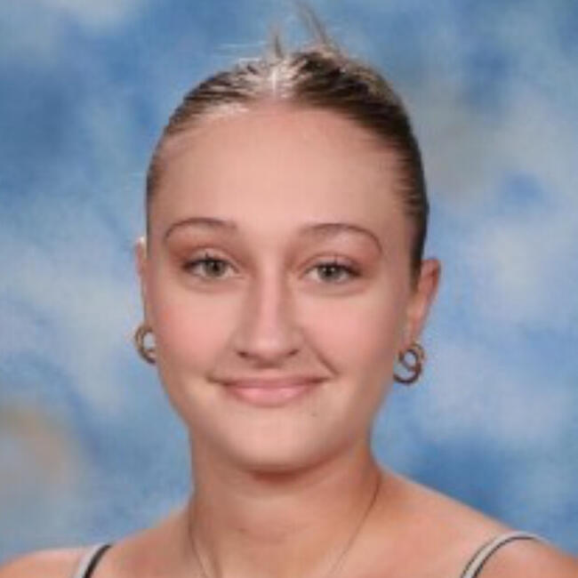 Babysitter in Yerres: Emma