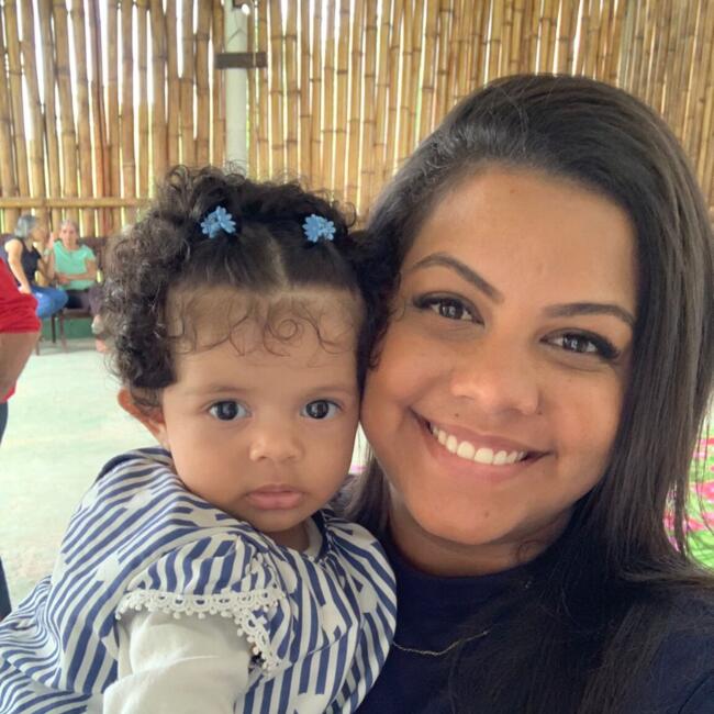 Babysitting job in Águas Lindas de Goiás: Julia
