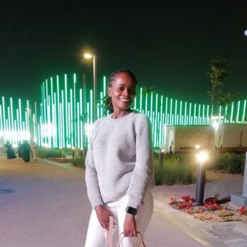 Babysitter in Doha: Agnes