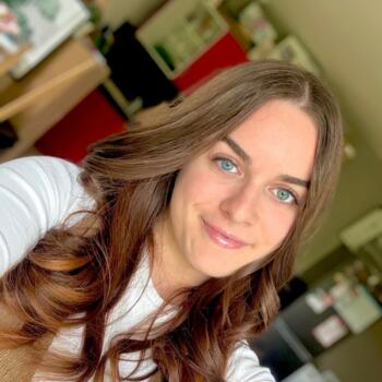 Babysitter Mazères: Alyzea