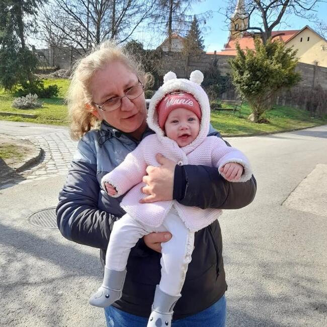 Bébiszitter Verőce területén: Krisztina