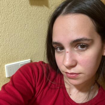 Trabajo de canguro en Yuncler: trabajo de canguro Nereea