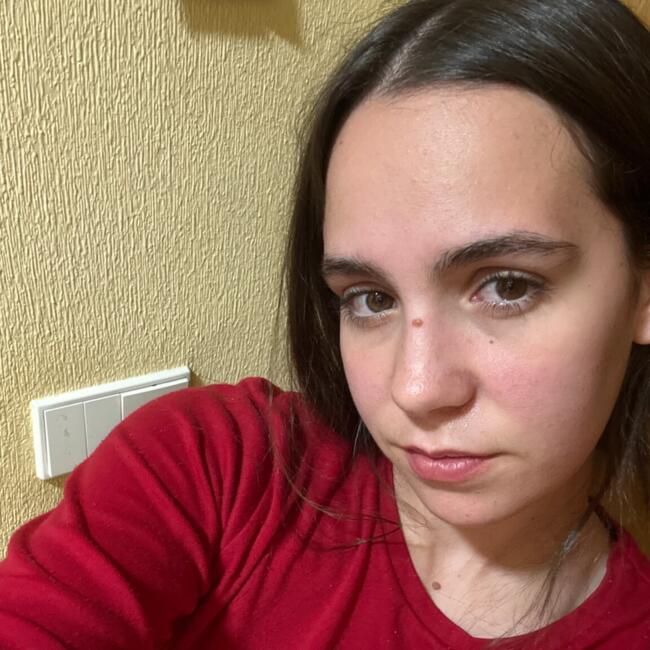 Babysitting job in Yuncler: Nereea