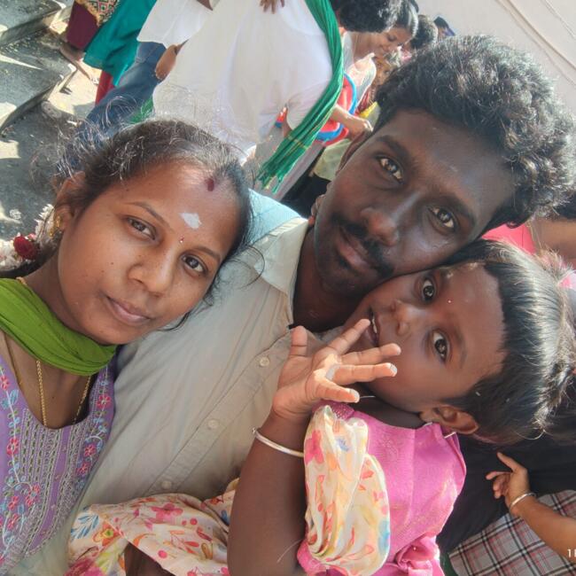Chengalpattu में बेबीसिटिंग की नौकरी: Santhosh