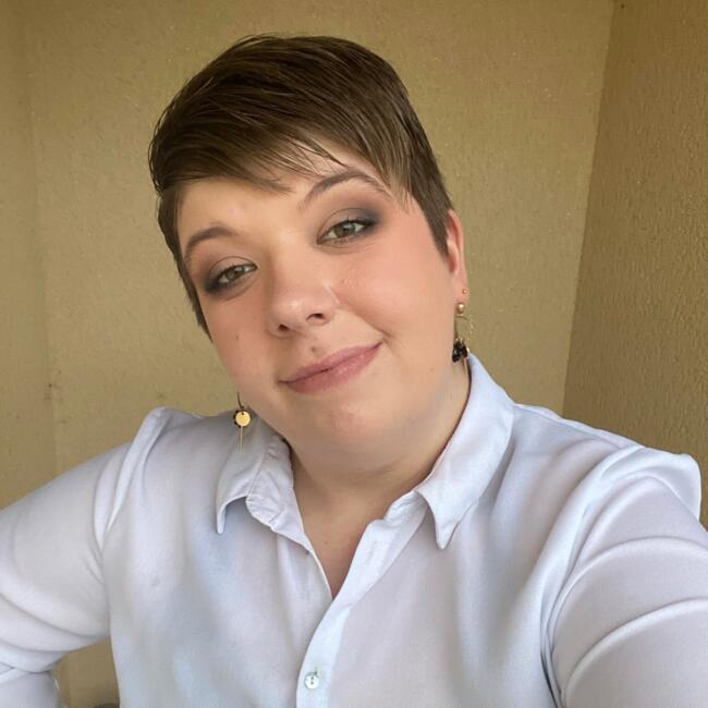 Babysitter in Noyal-sur-Vilaine: Manon