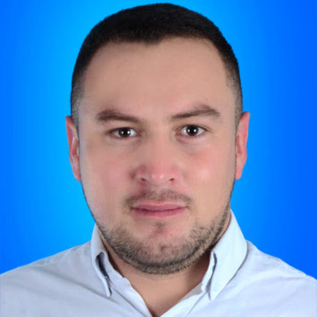Δουλειά για babysitter στην περιοχή Μπογκοτά: Edwin Hernán