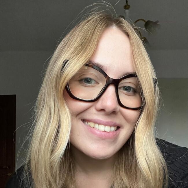 Babysitter in Nanterre: Roberta