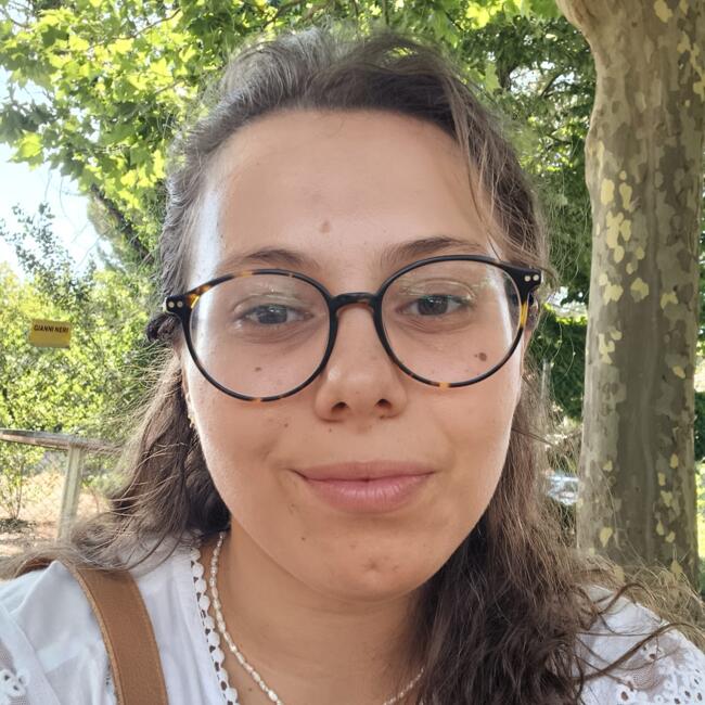 Babysitter in Ravenna: Lara