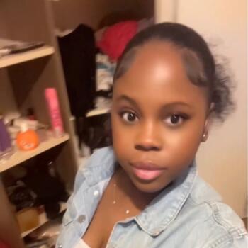 Babysitter in Rennes: Aicha