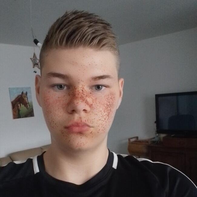 Babysitter in Halle-Booienhoven: Khenny