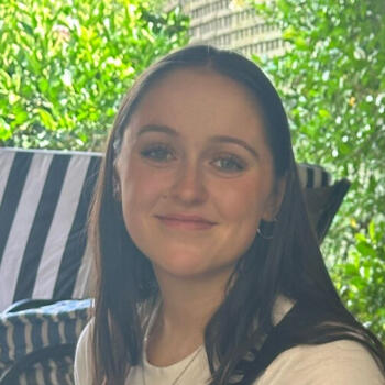 Babysitter Canberra: Georgia