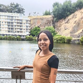 Babysitter in Cape Town: Sharnicke