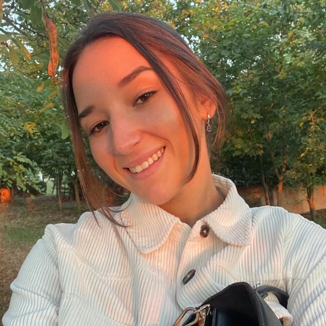 Babysitter em Portimão: Mihaela