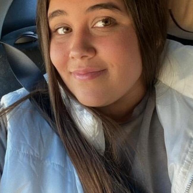 Babysitter in Sanlúcar la Mayor: Natalia