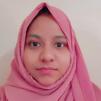 Babysitter Berlin: Roohi