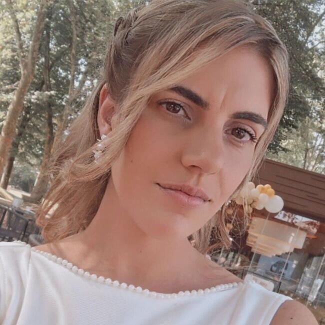 Babysitter in Santo Tirso: Vera