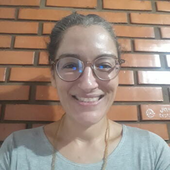 Babysitter in Passo de Torres: Miriam