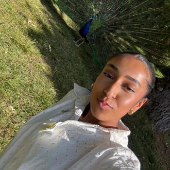 Babysitter Carrières-sous-Poissy: Lyna