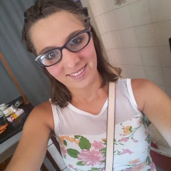Babysitter in Porto Alegre: Bruna