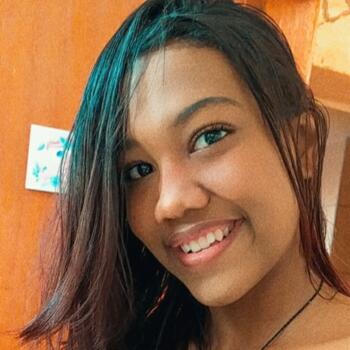 Babá em Contagem: Joyce