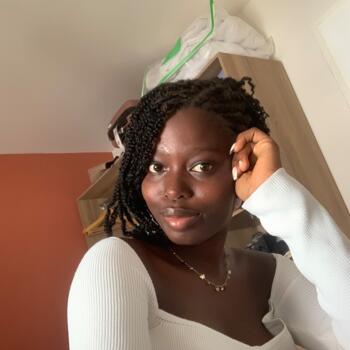 Babysitter in Agen: Marie-belle