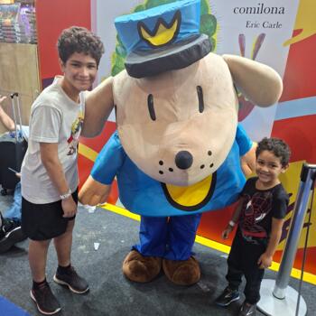 Emprego de babá em Volta Redonda: emprego de babá Rafael