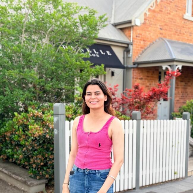 Babysitter in Sydney: Abhilasha