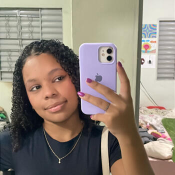 Babysitter in Cuiabá: Geane