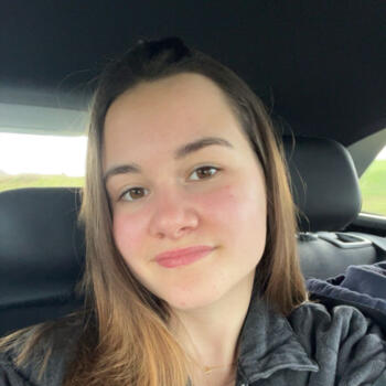 Babysitter in Gamarde-les-Bains: Lalie