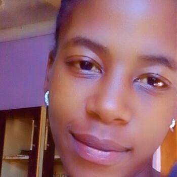 Babysitter Mthatha: Chumisa