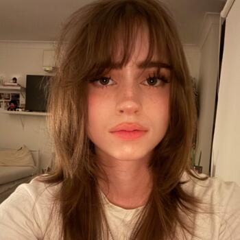 Barnevakt i Brisbane: Evie
