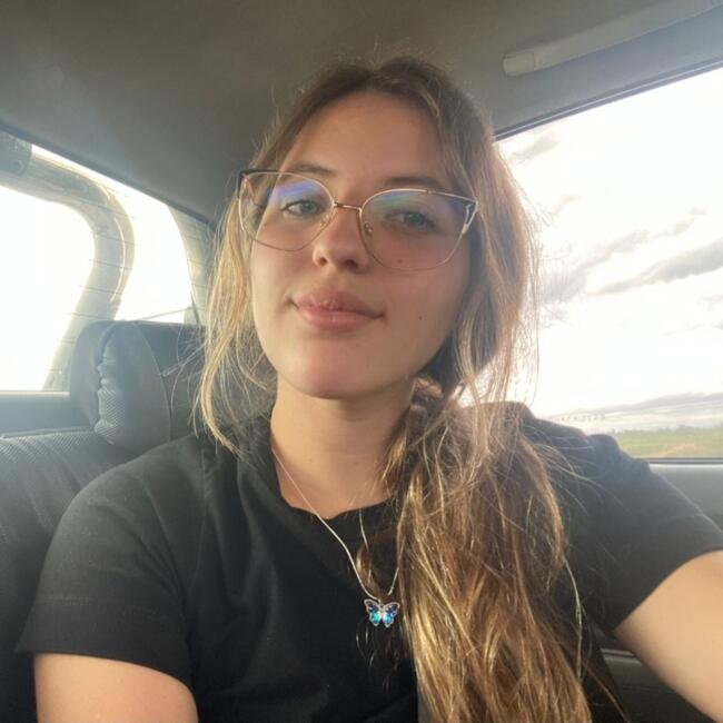 Babysitter in San Isidro: Alma