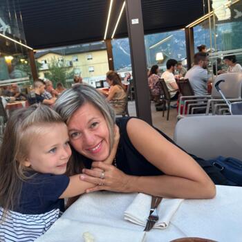 Babysitting job in Ferrara: babysitting job Aura