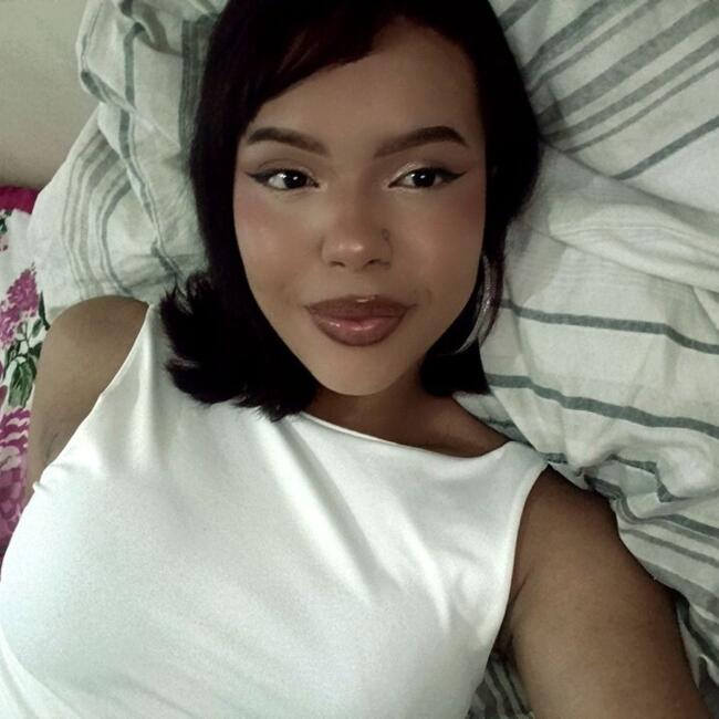 Babá em Brasília: Iane