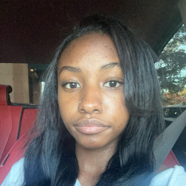 Babysitter in Brentwood (California): Kamya