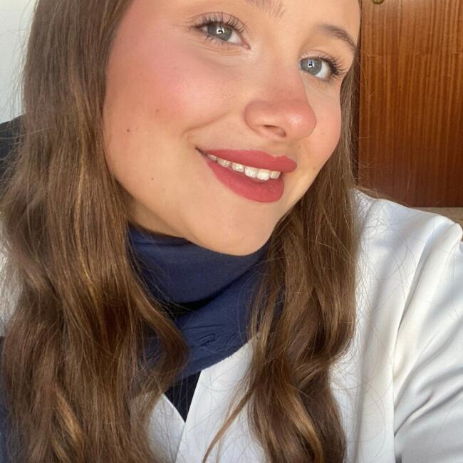 Babysitter in Jerez de la Frontera: Lucia