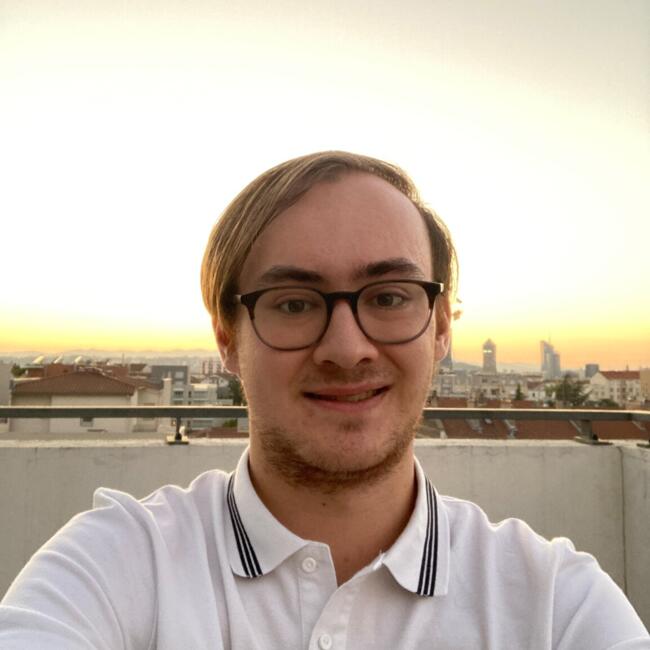 Babysitter in Paris: Charles